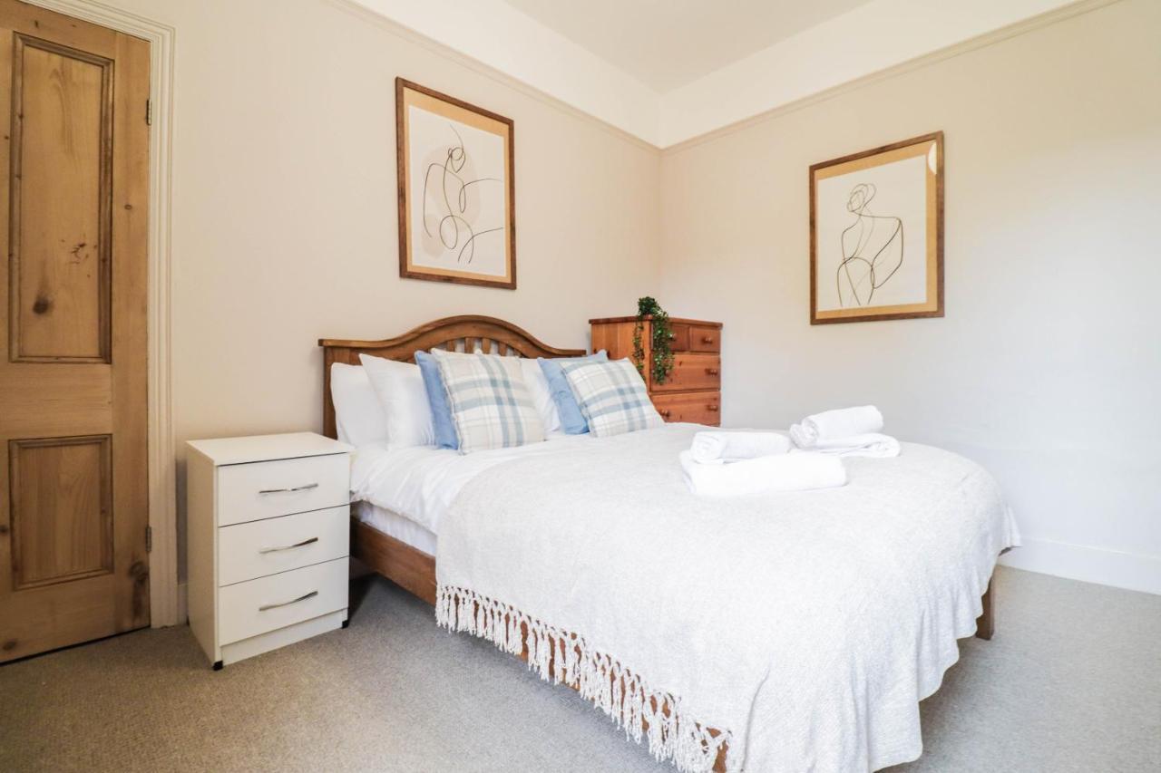 Stunning 5 Bed House In Clapham - Free Wifi! Casa de férias Londres
