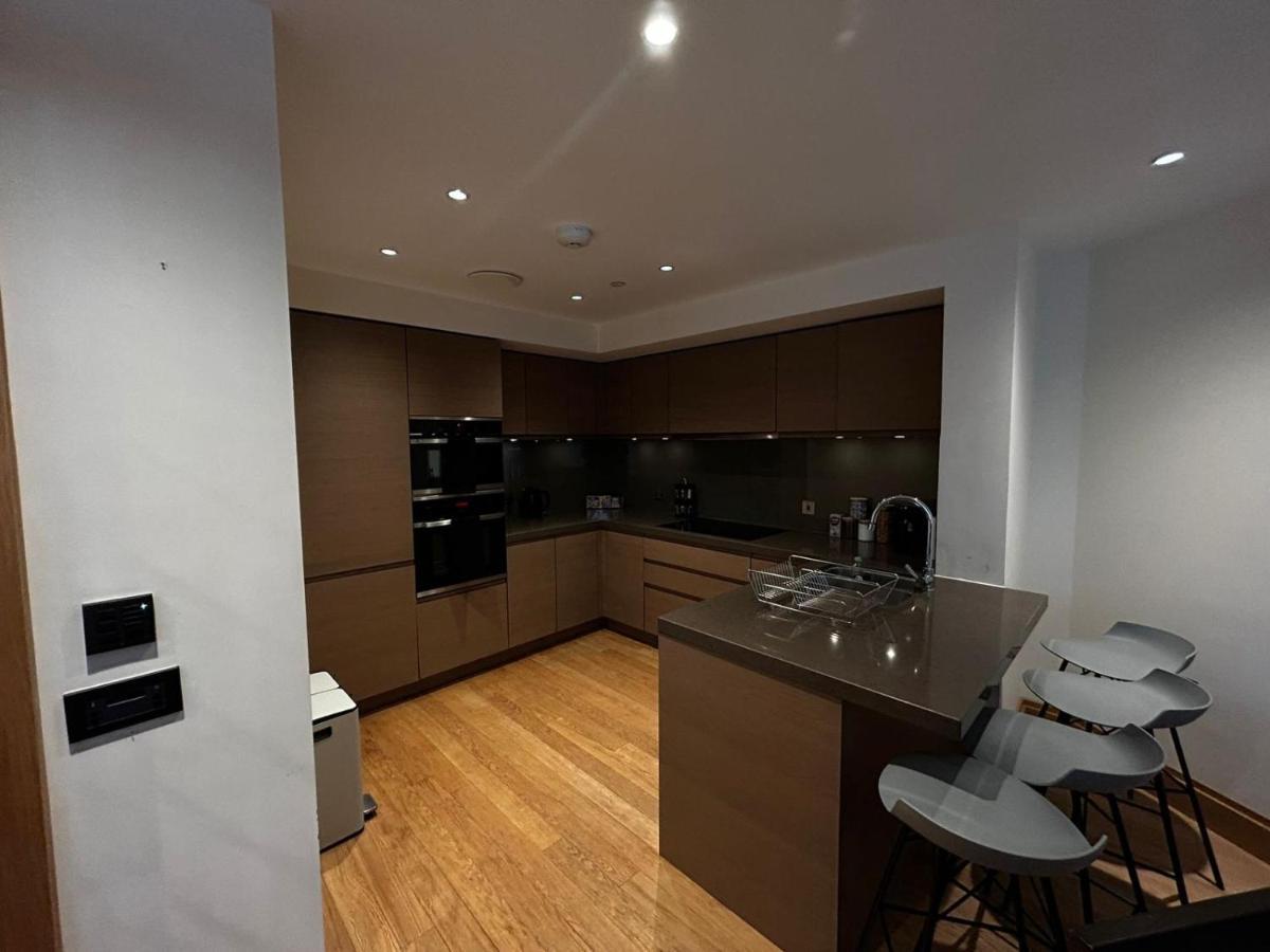 Luxury 2br Apt At C House Near Buckingham Palace *