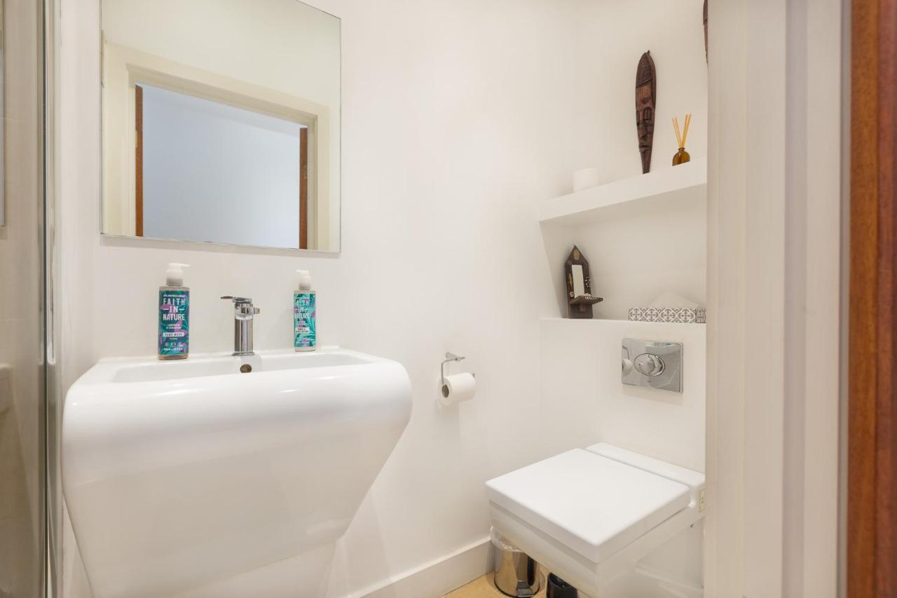 Stunning 2br Flat W2 Patio In Kensington Appartement