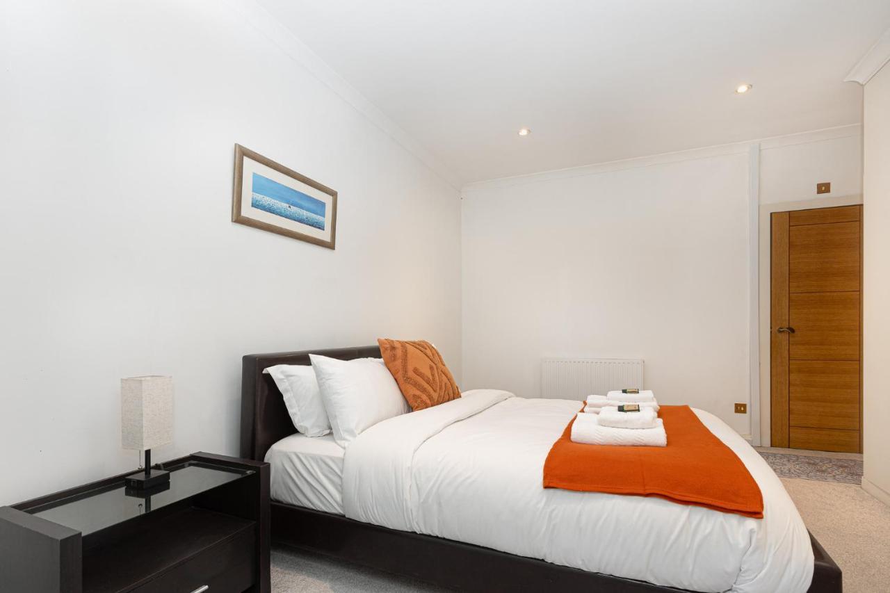 Stunning 2br Flat W2 Patio In Kensington * Londres