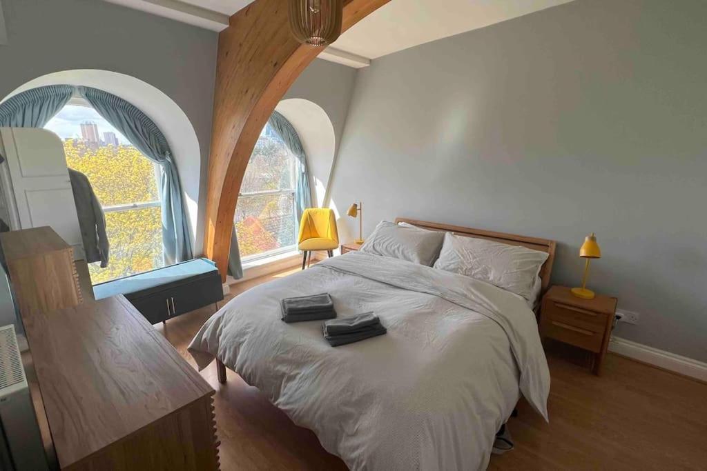 Peaceful Bright City Hide Away With Parking * Londen