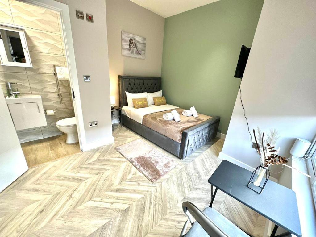 Lewisham Suites - Se6 *