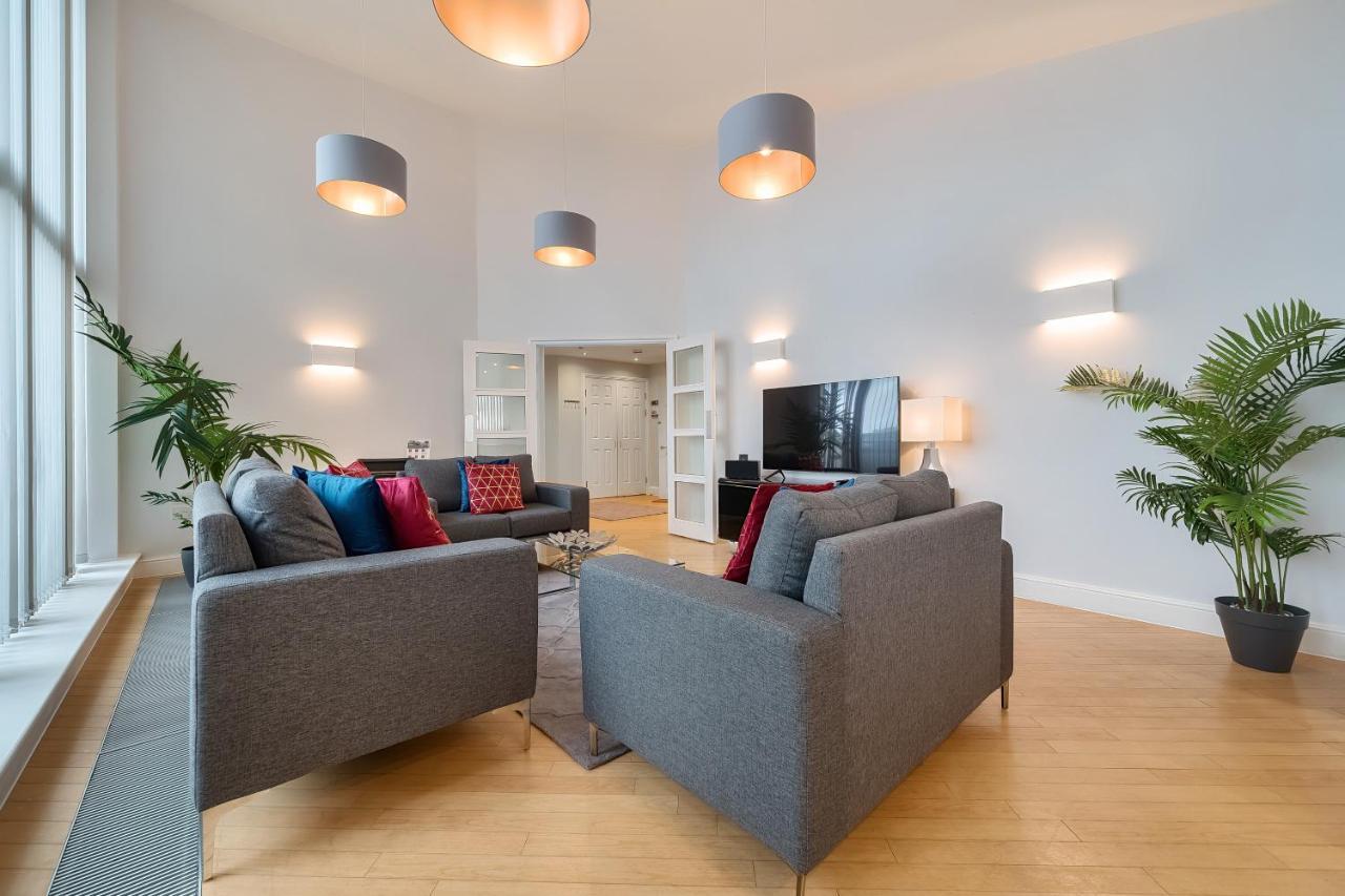 Roomspace Serviced - The Courtyard Penthouse * Londres