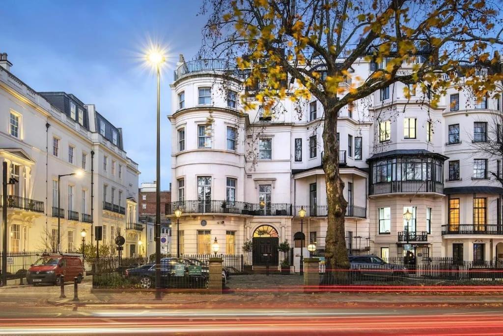 Mayfair Penthouse With Rooftop Facing Hyde Park * Londres