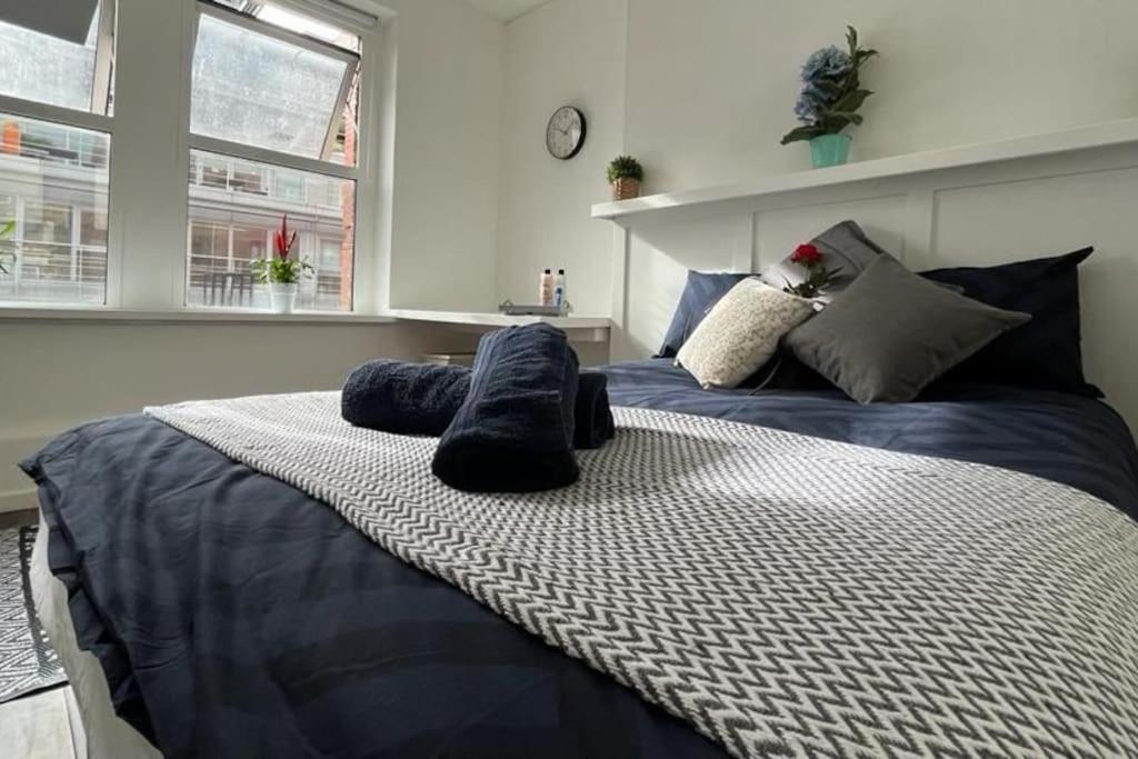 Glasshouse Yard Studio's F1 Appartement *
