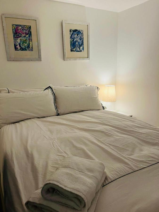 Apartment Earls Court Spacious *