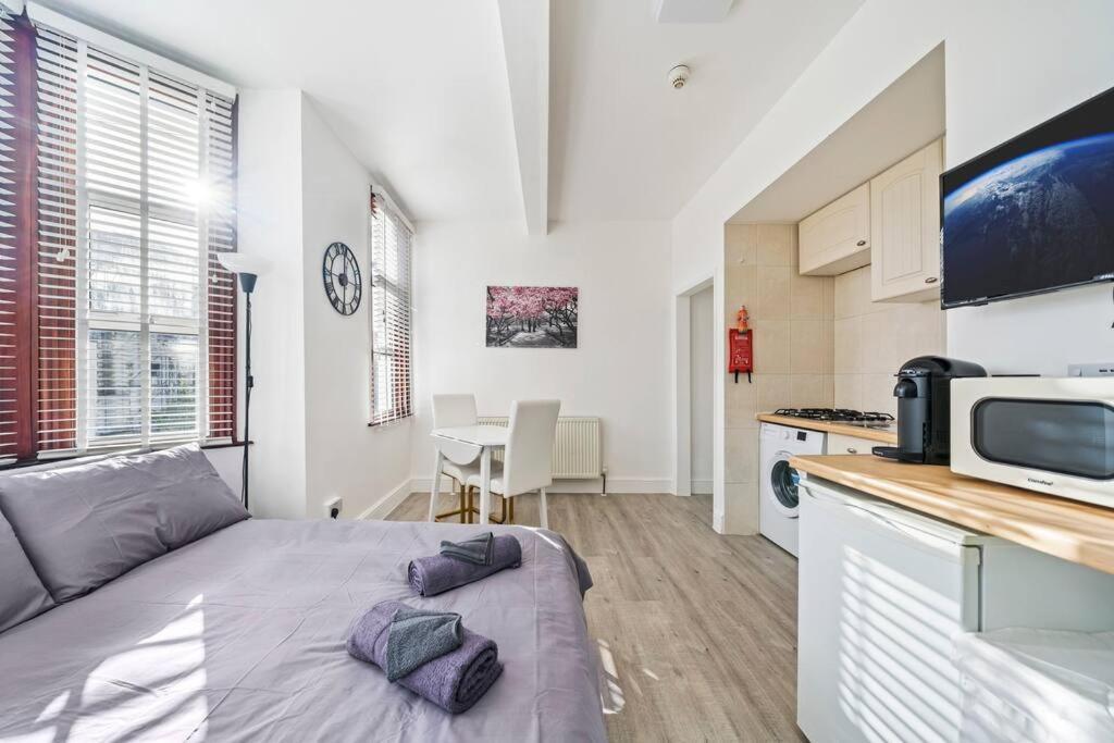 Apartment Charming Flat In Shepherds Bush *