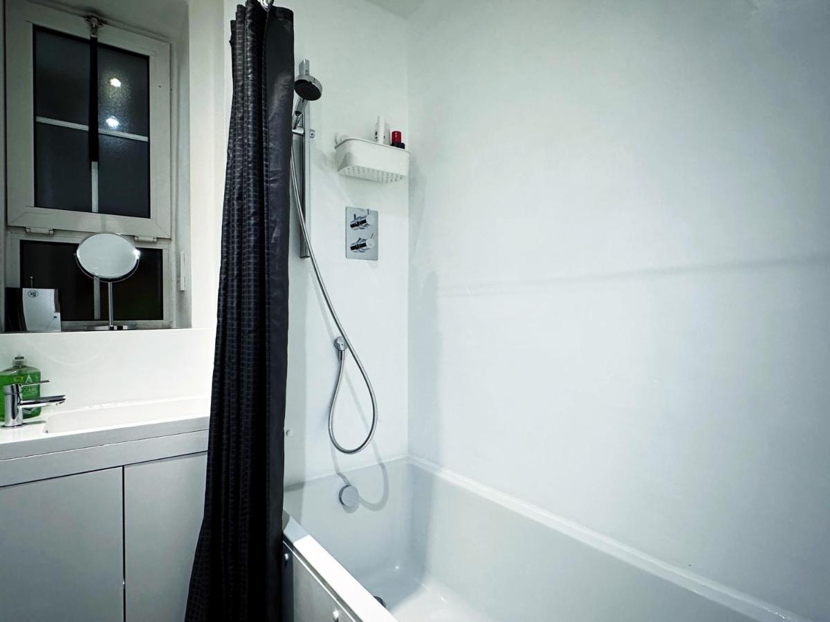 David's Place In Eastend London