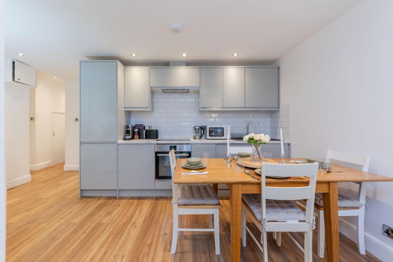 Apartamento Three-bedroom Bliss In Town