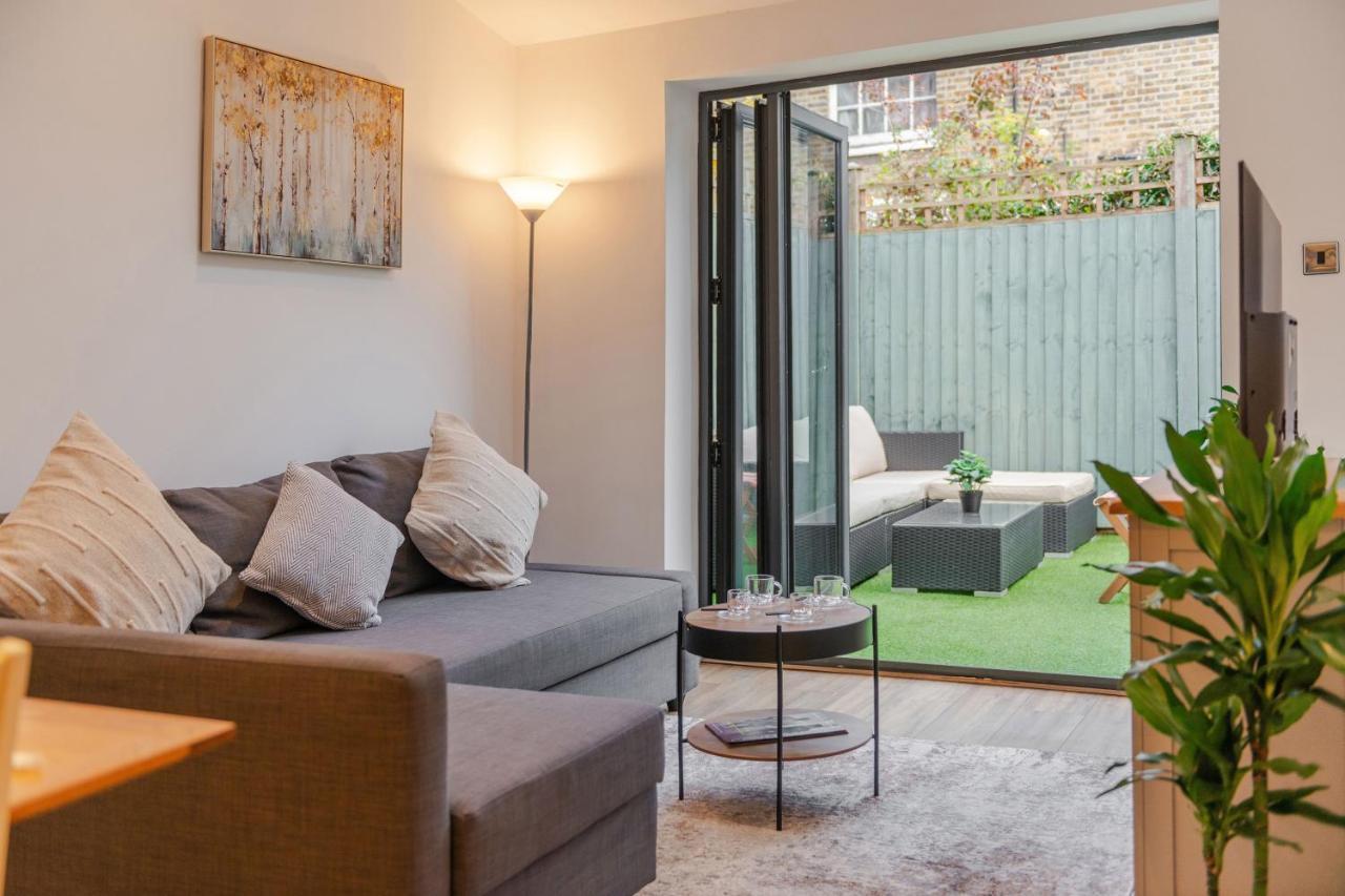 Three-bedroom Bliss In Town * Londres