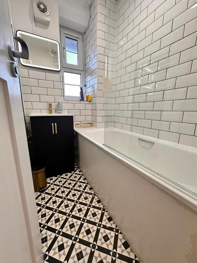 Luxury In Prime Location London