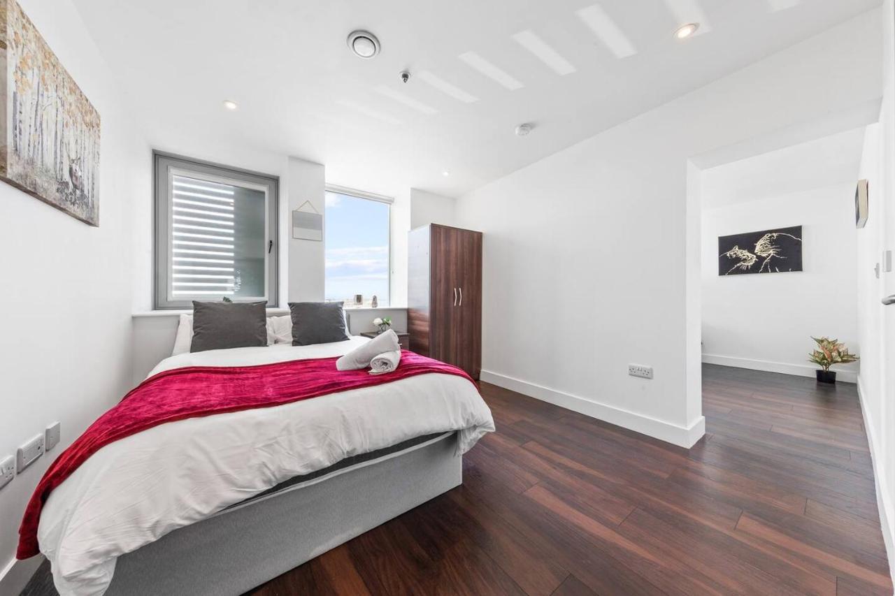 2 Bedroom Flat In Bp65 Appartement *