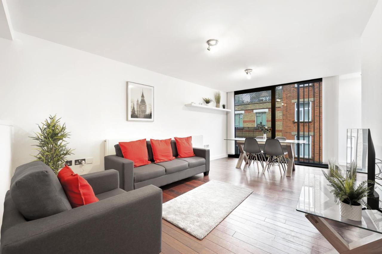 2 Bedroom Short Term & Flexible Renting Shoreditch With Free Wifi & Balcony * Londen