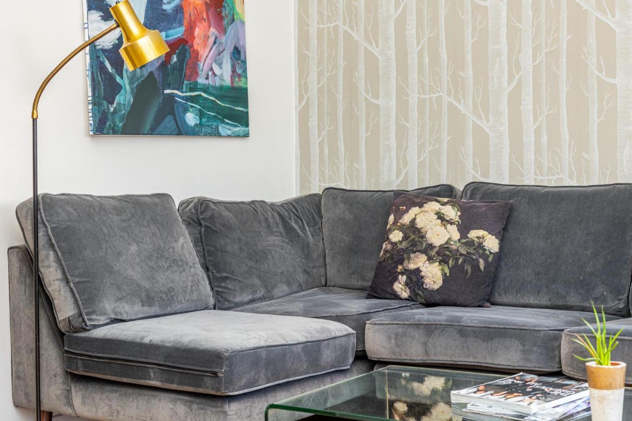 Stunning 2br Wpatio In Dalston, 2 Min To Tube
