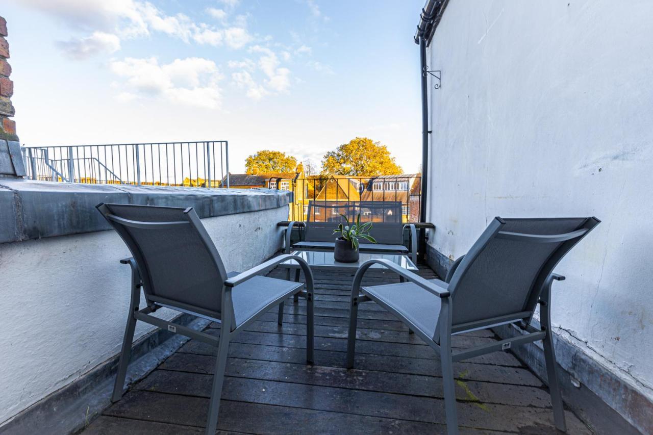 Apartamento Stunning 2br Wpatio In Dalston, 2 Min To Tube *