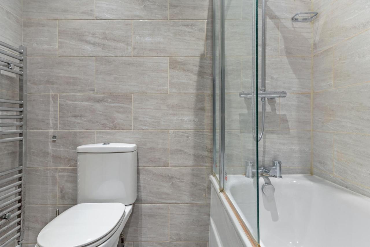 Gorgeous 3-bedroom In - Sleeps 8 * Londres