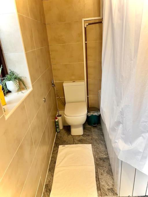 Appartement Cosy 2 Bedroom Detached House In *