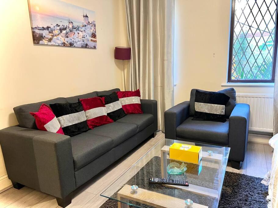 Appartement Cosy 2 Bedroom Detached House In Londen