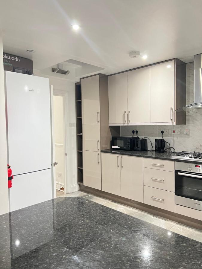 Stayeasy En-suite Gasthof *