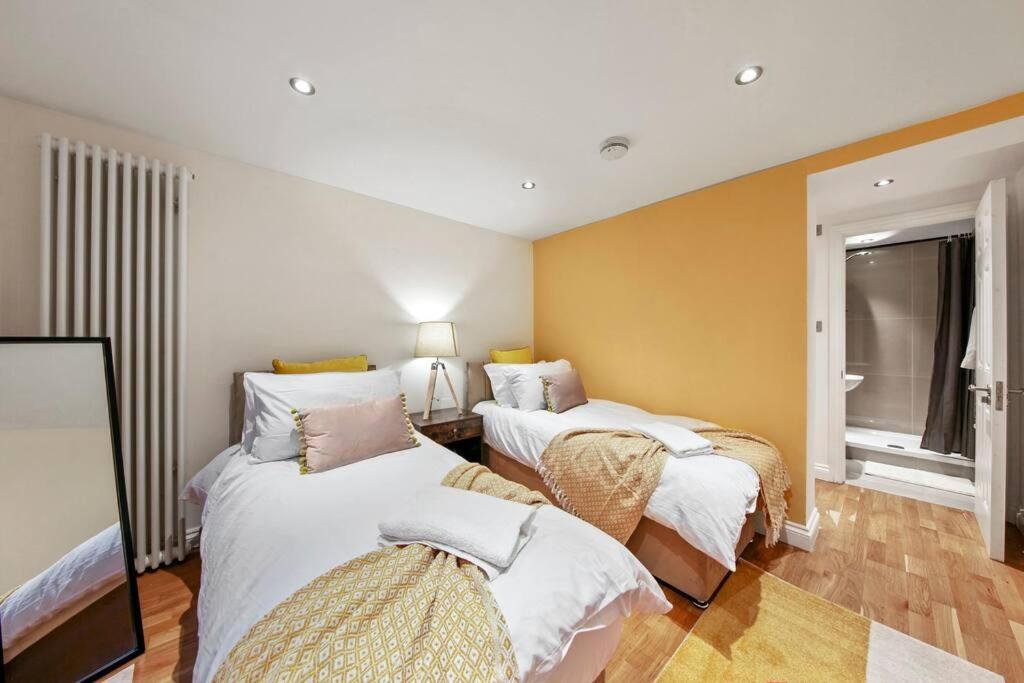 Stylish In Euston And Near Camden With Private Roof Terrace Londres