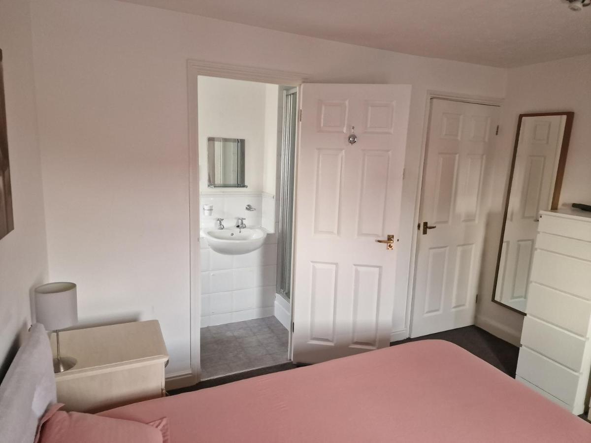 Family 2 Bedrooms Flat * Londen