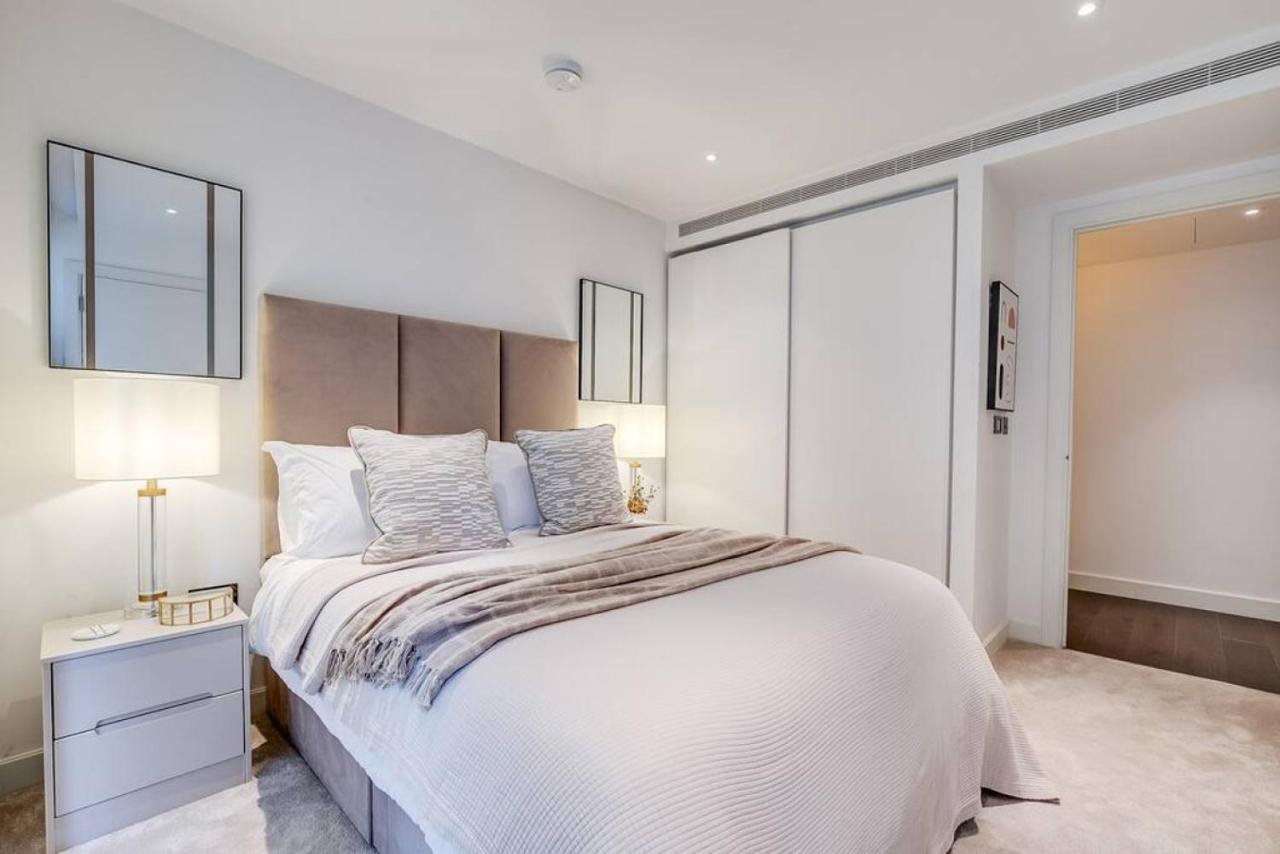 2Br London Hideaway With Balcony Near Westfield Mall London