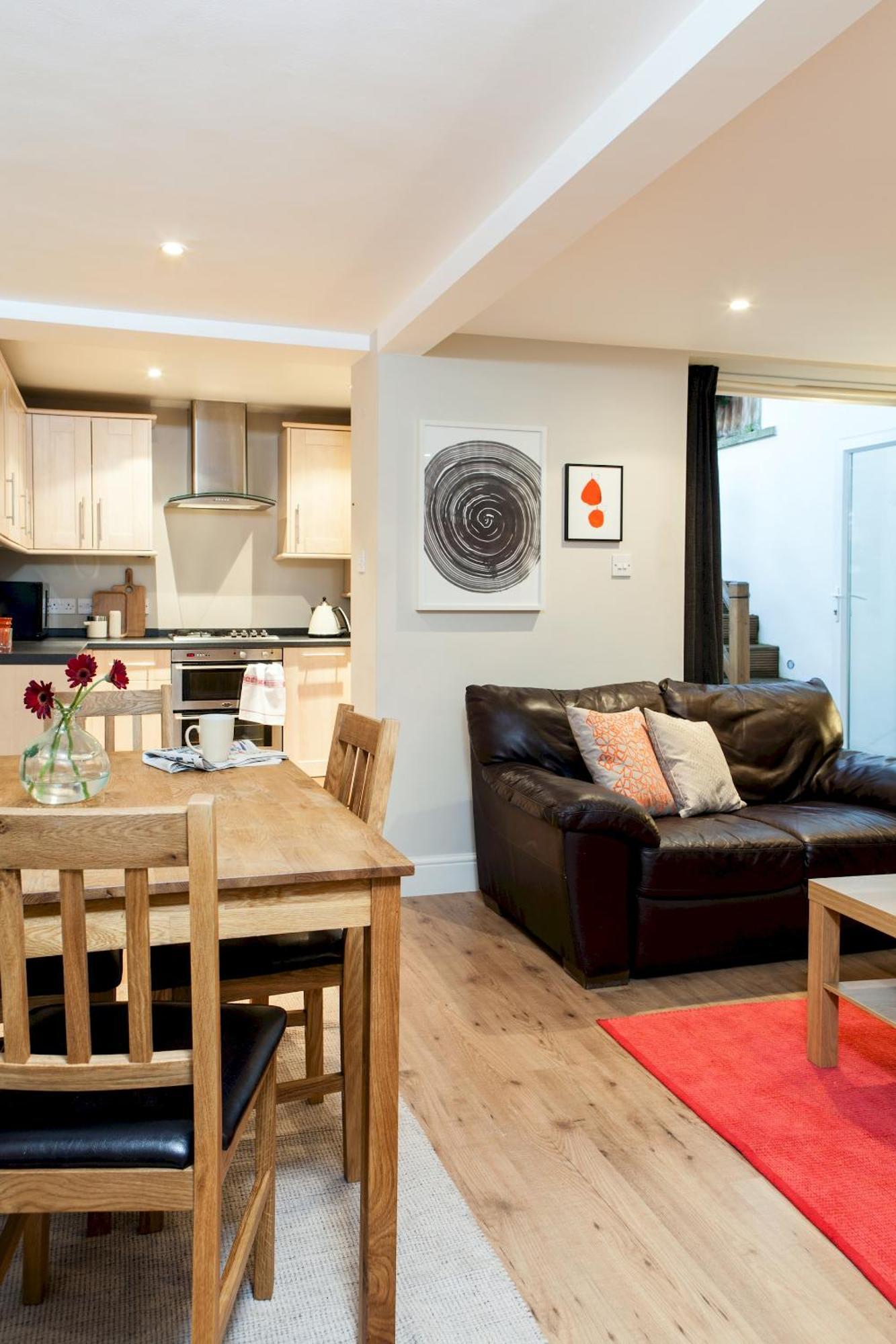 Madison Hill - Fernlea Garden 2 - One Bedroom *