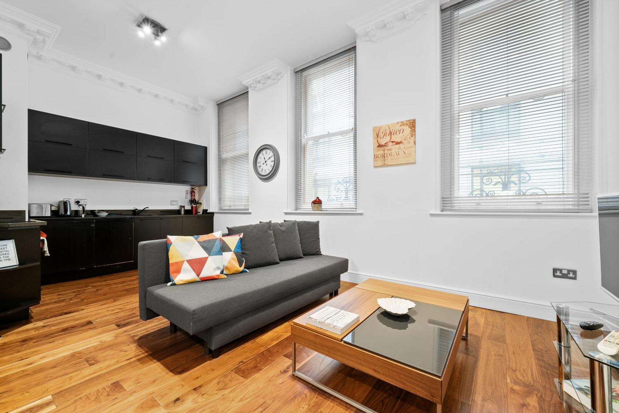 2, 48 Bishopsgate By Living Holiday home London
