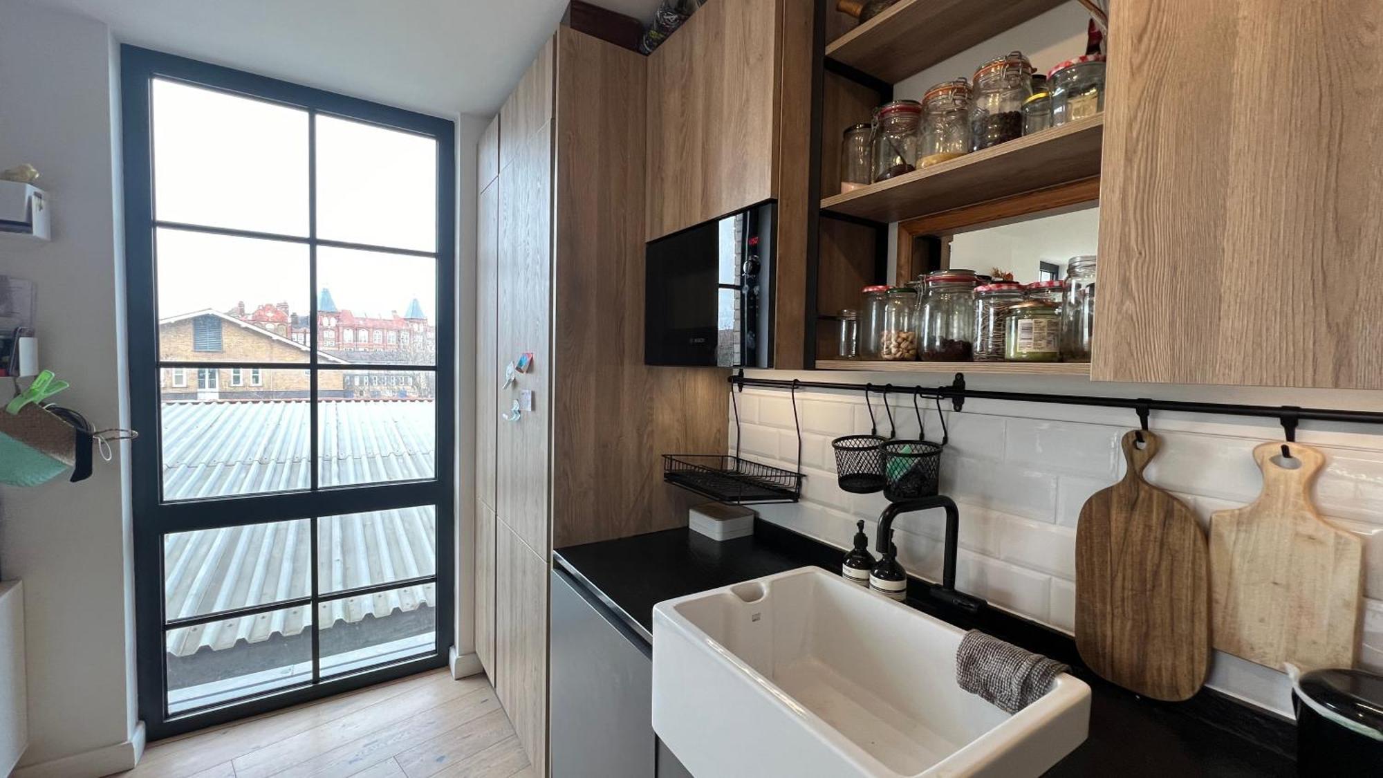 Bright 3 Bed In Hackney Wick Perfect For Families With Kids *