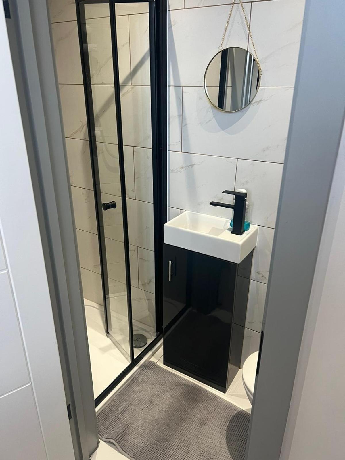 Serviced Ensuite Double - Near Greenwich Park - The O2 Arena - Nearby Transport Links To - New Cross Station - Lewisham Se14 Pensión *
