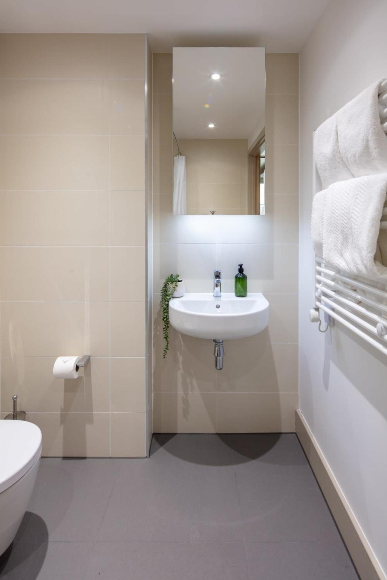 At Florence Dock Apartamento Londres