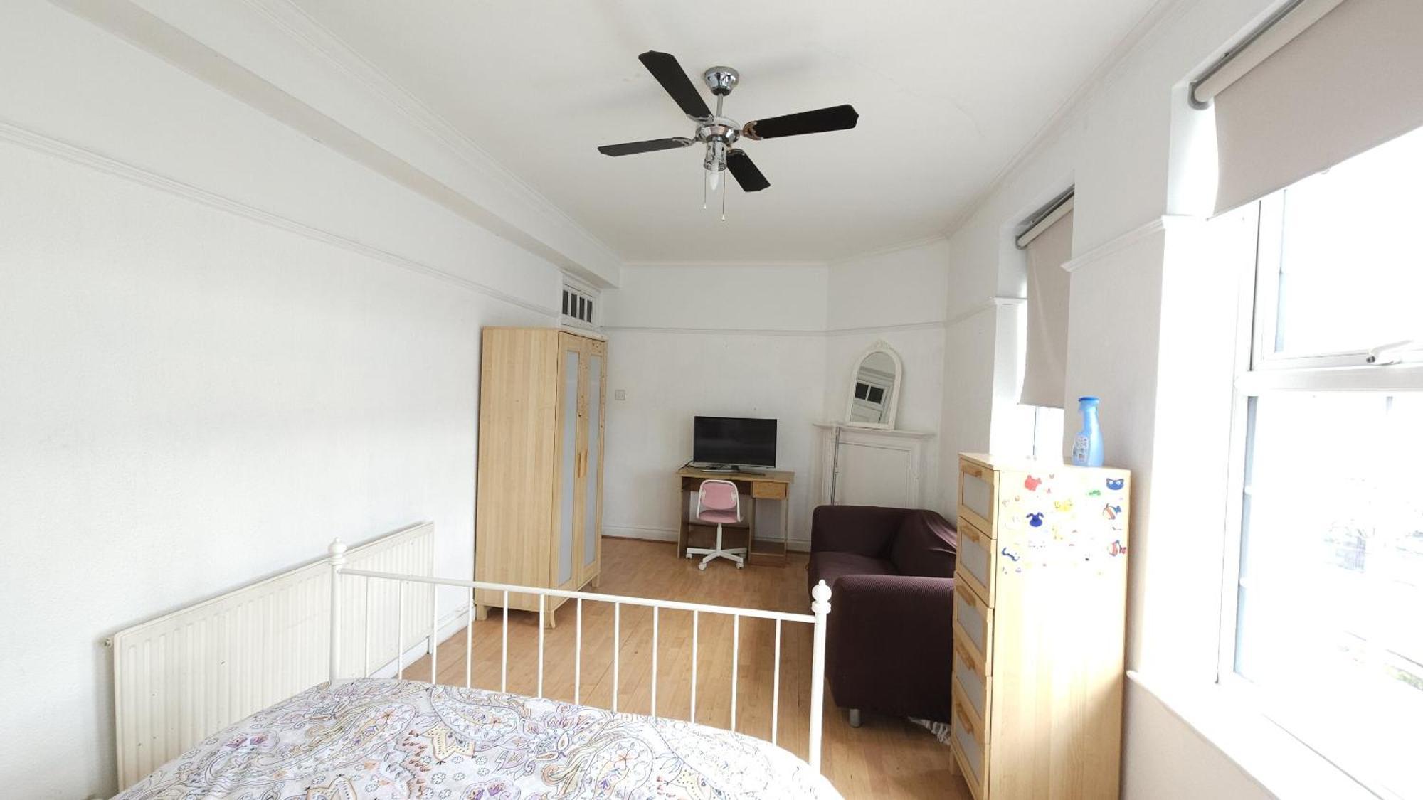 Edgware Station Apartamento *