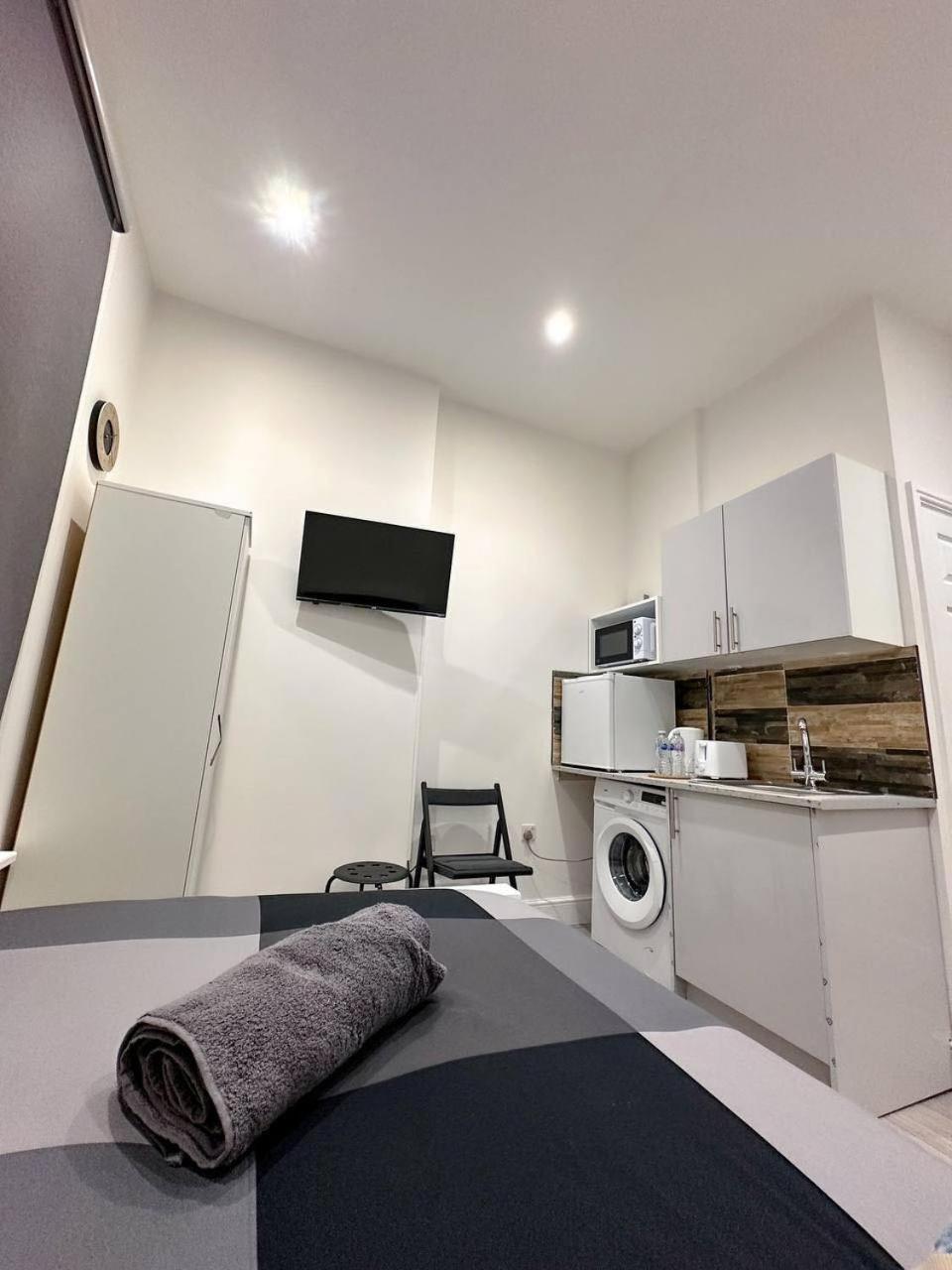 Flat In Ealing Broadway * Londres