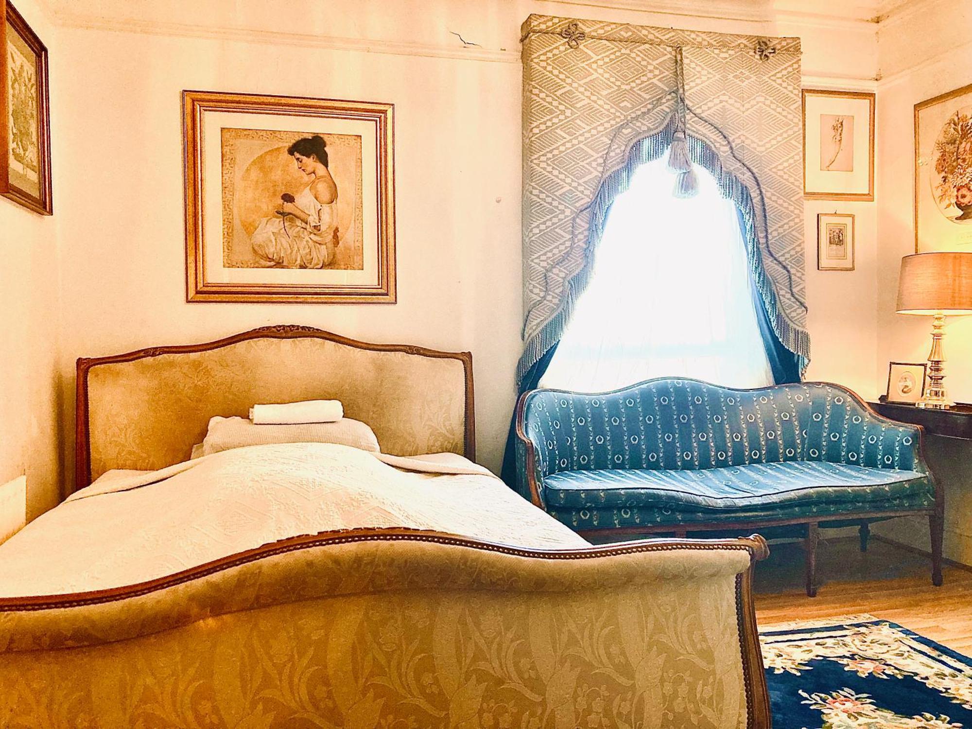 Guest house Quality And Very Good Value Private In Close To Notting Hill Zone 2 *