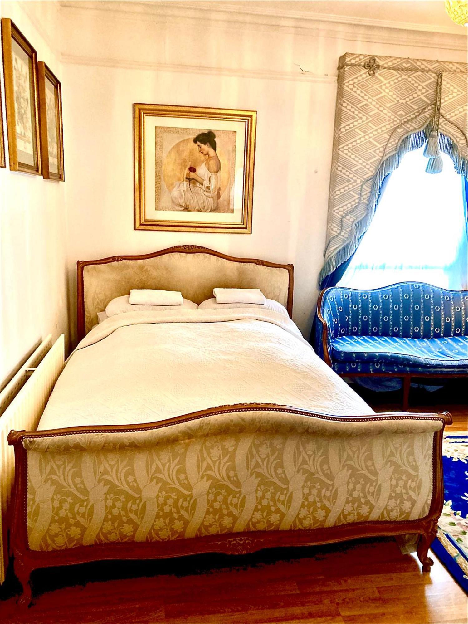 Guest house Quality And Very Good Value Private In Close To Notting Hill Zone 2 *