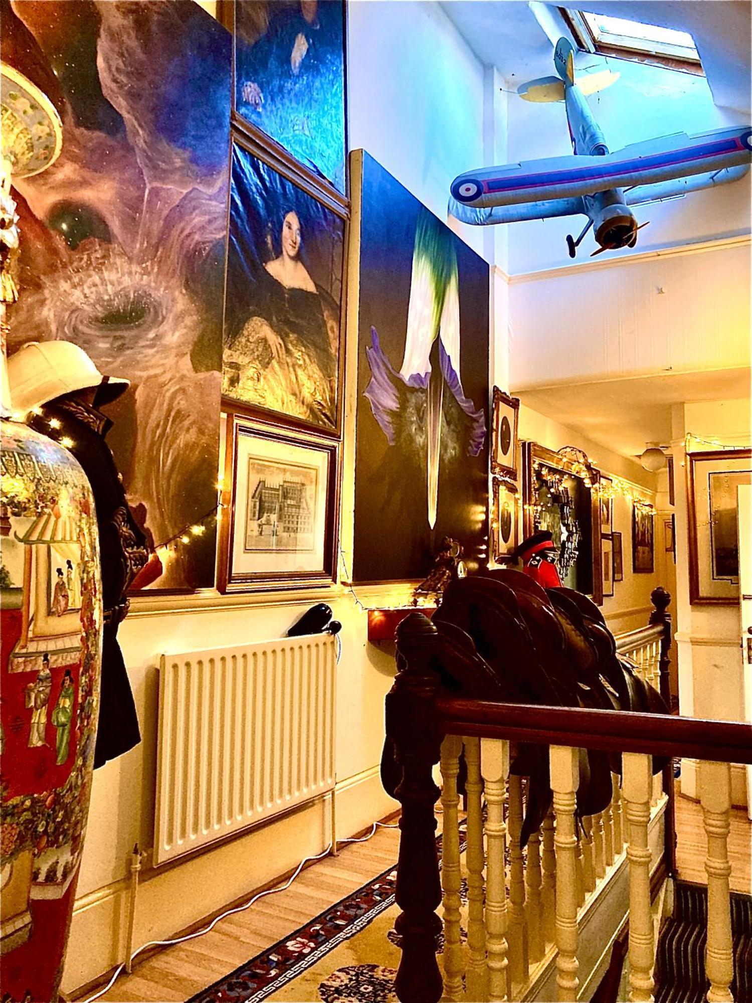 Quality And Very Good Value Private In Close To Notting Hill Zone 2 Guest house *