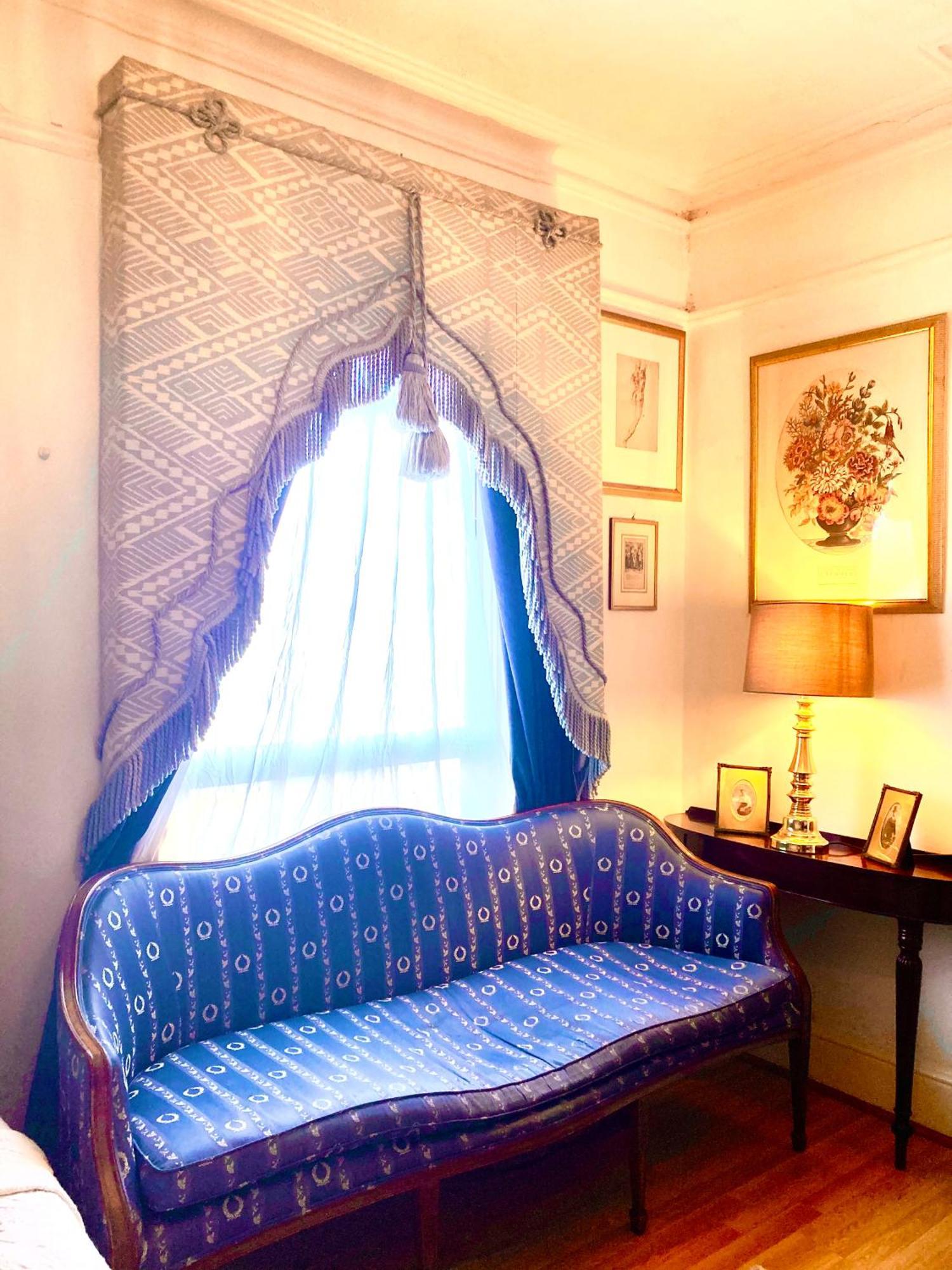 Quality And Very Good Value Private In Close To Notting Hill Zone 2 * London