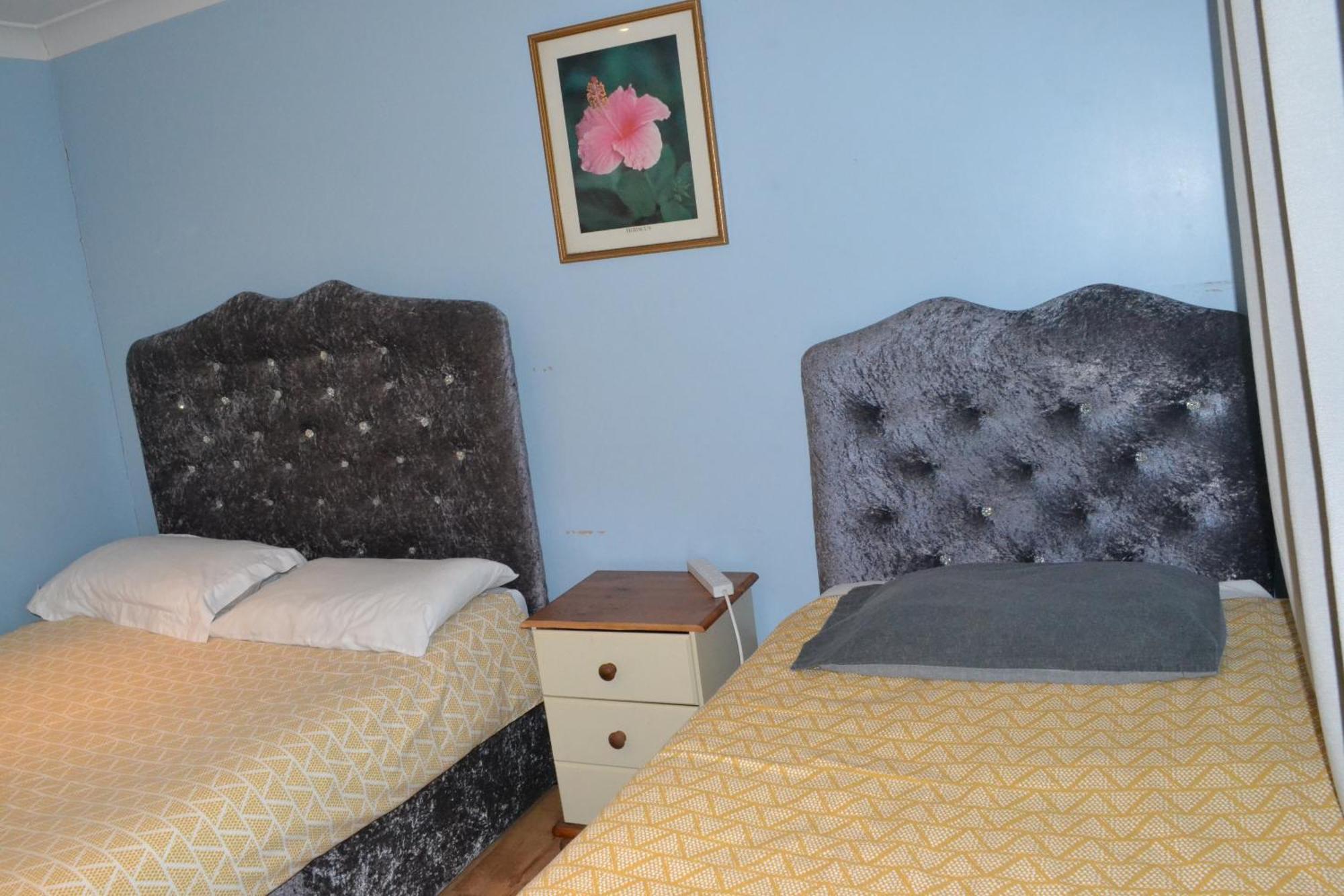 3 Bedroom - Ealing Appartement