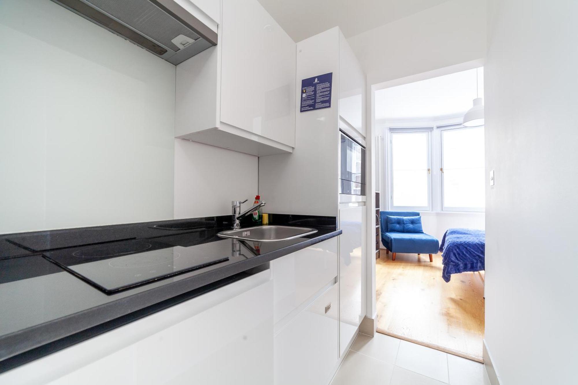 Apartment Cannon Street London