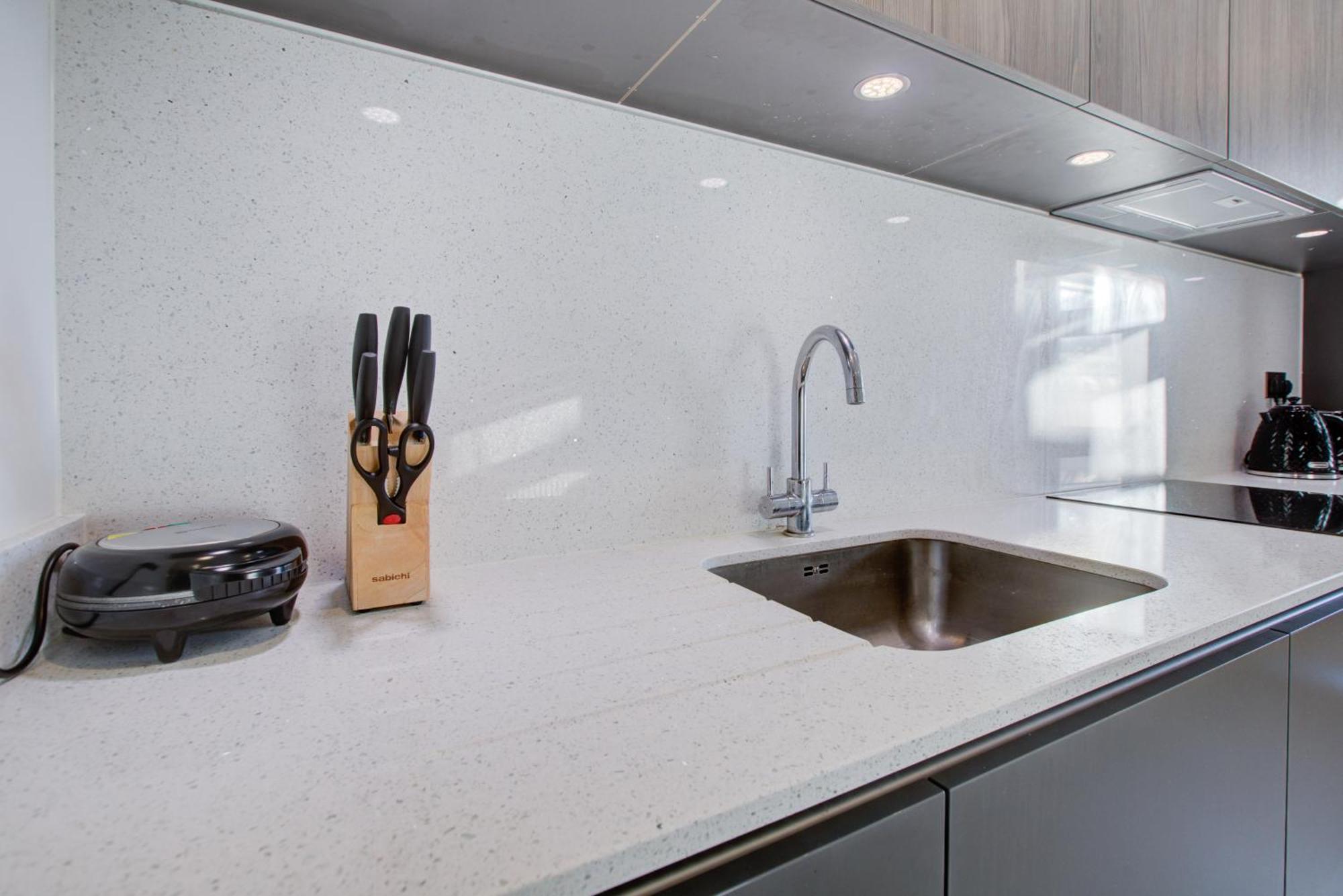 Apartment Hybrid Resi - London, Fulham Near Chelsea And Putney *