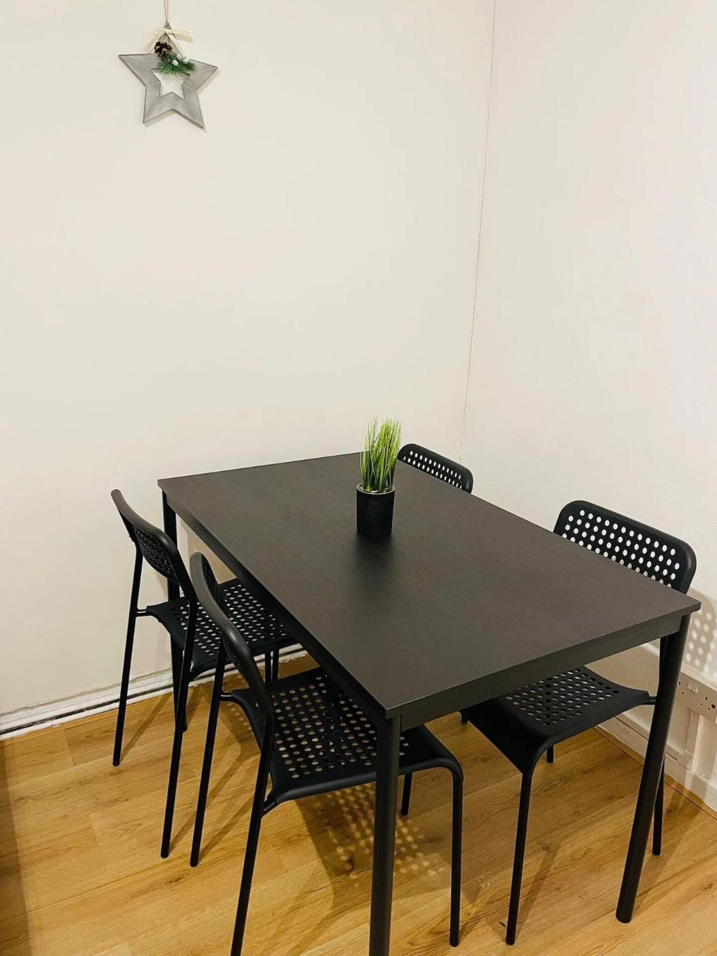 Apartment Well-preserved Cozy1br Flat In Lcy With Free Parking *