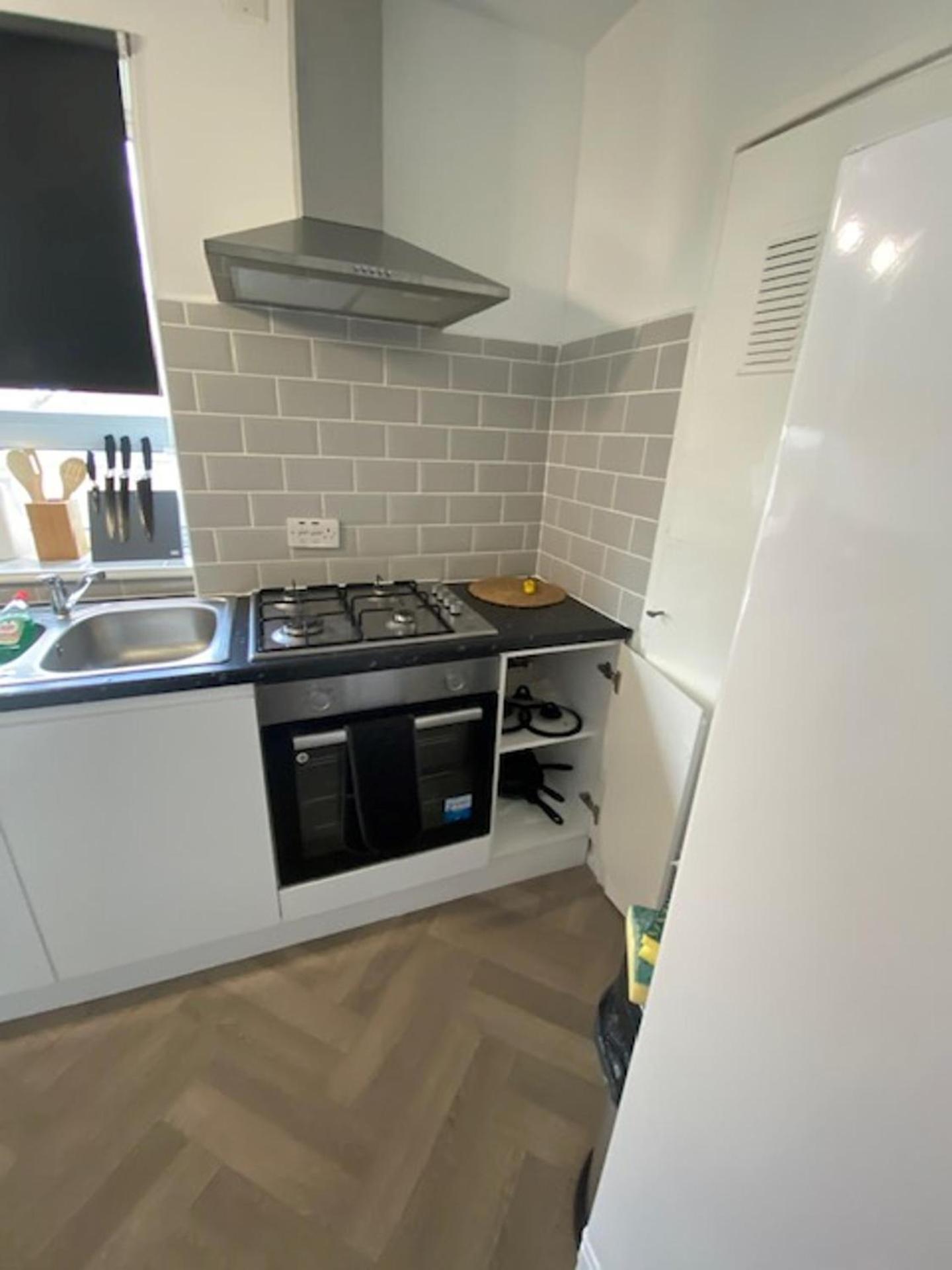 Chic Retreat Immaculate 2 Bed Oasis In Appartement