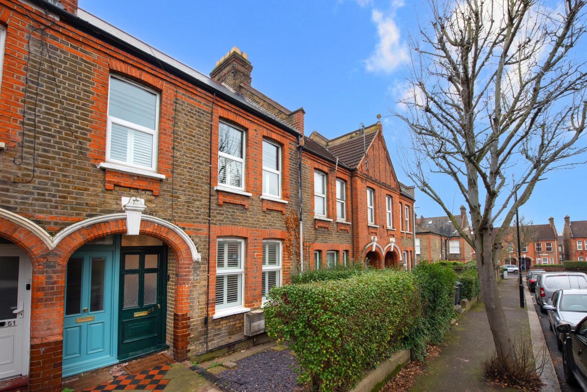 Apartamento Victorian 2br Apartment, King Beds, Fast Wifi, Near Shops, Cafes & Transport, E17 *