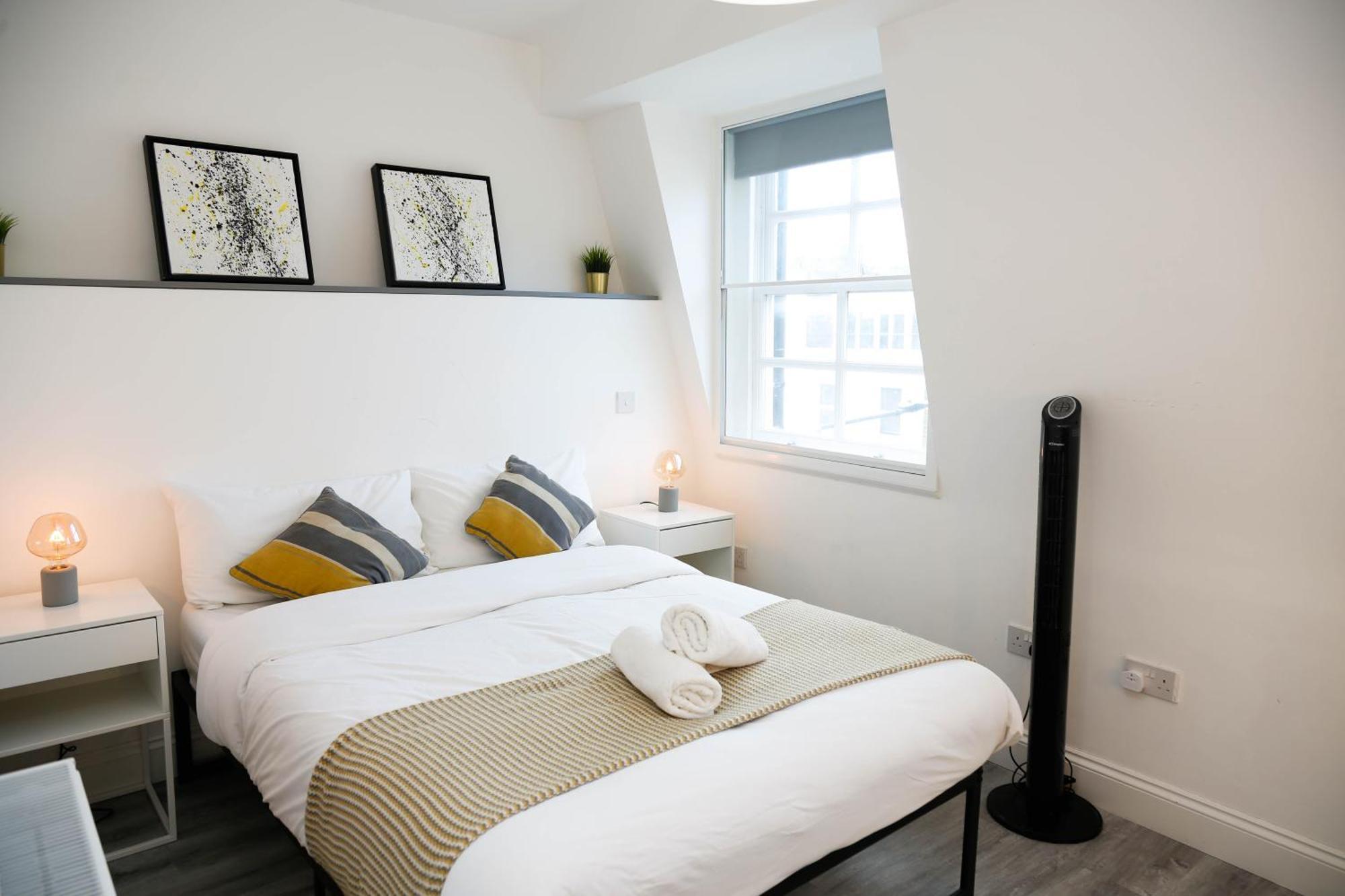 Luxury In Camden Town Near Shops, Cafes, Bars & Metro With Shared Bathrooms Privatunterkunft