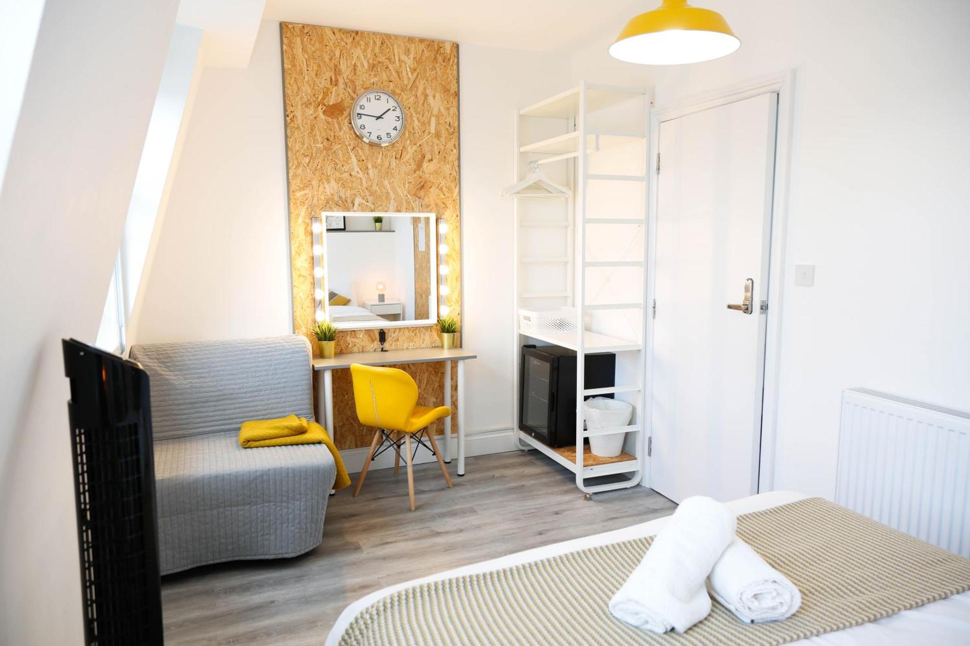 Luxury In Camden Town Near Shops, Cafes, Bars & Metro With Shared Bathrooms Privatunterkunft *