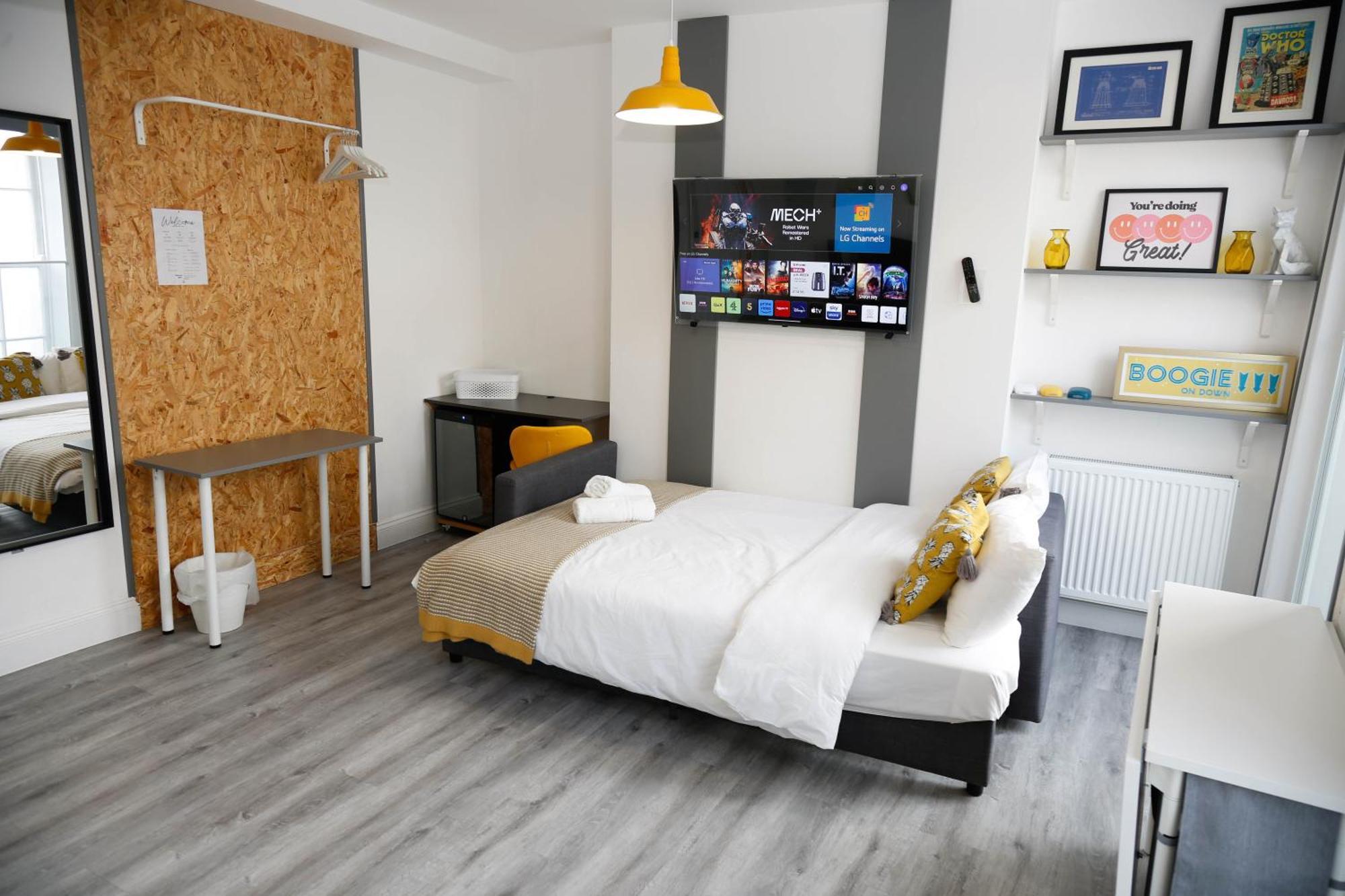 Privatunterkunft Luxury In Camden Town Near Shops, Cafes, Bars & Metro With Shared Bathrooms London