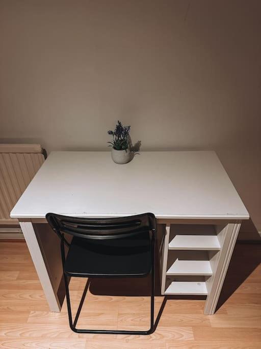 Spacious 3 Bedroom Flat In Stockwell Apartamento *