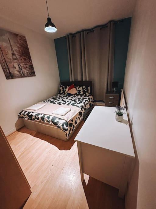 Spacious 3 Bedroom Flat In Stockwell Londres