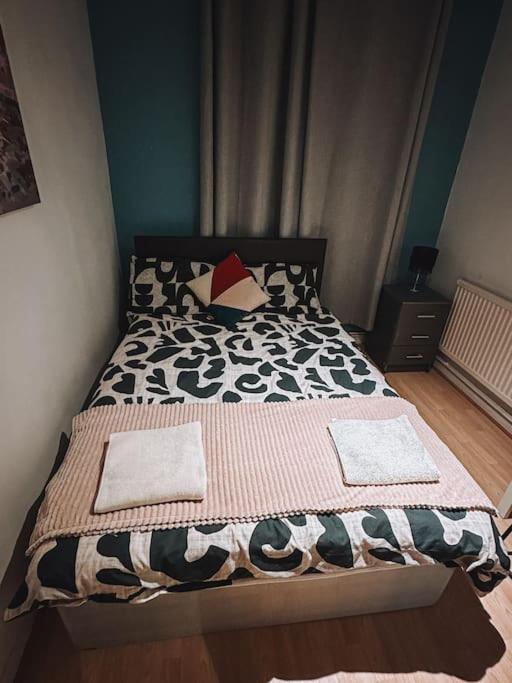 Spacious 3 Bedroom Flat In Stockwell Apartamento