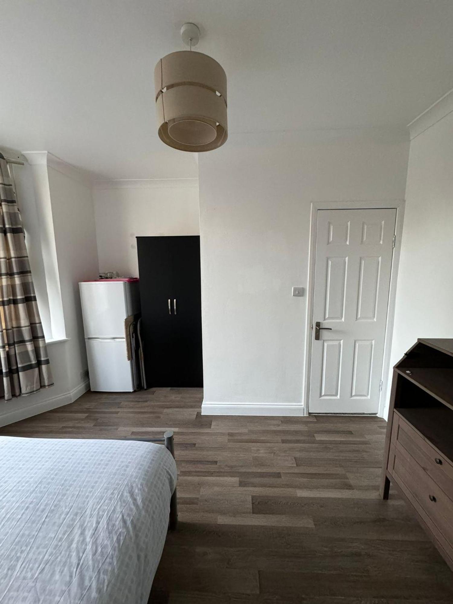 Quarto em Acomodações Particulares Oxborne Uk - Gardner Londres